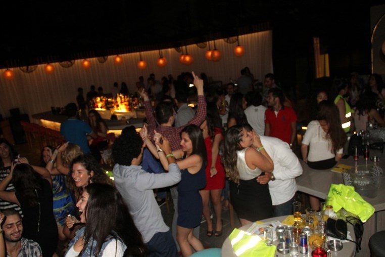 Red Cross LAU Dont Stop The Beat